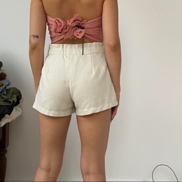 Cutest high waisted white shorts!! - Picture 7 of 7